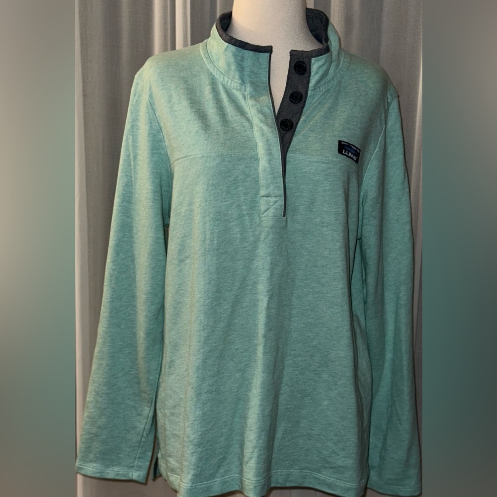 Women’s Large LL Bean 3/4 Zipup. Large.